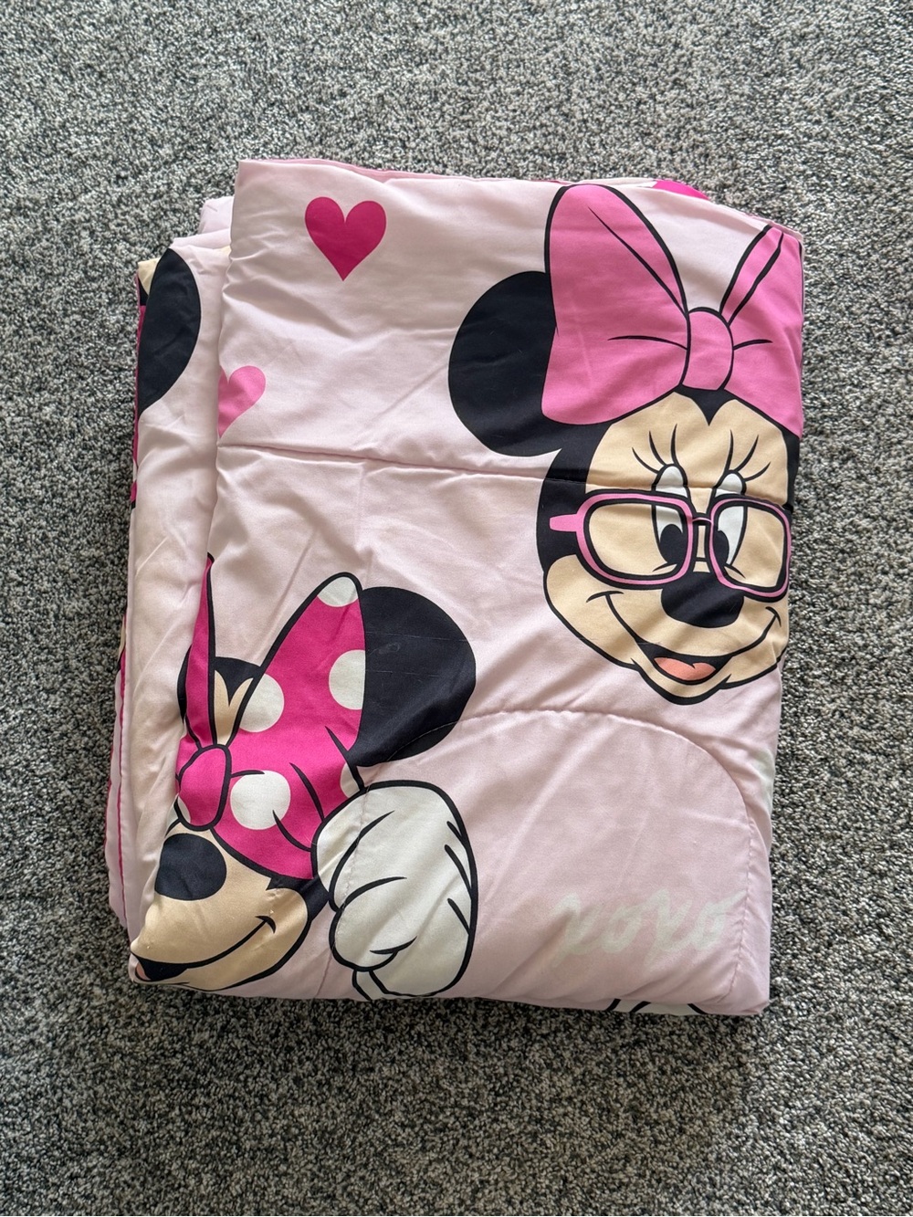 Minnie Mouse Twin Comforter